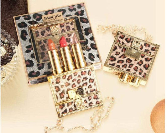Set Rouge à Lèvres Léopard with 3 vibrant lipsticks and multivitamin ingredients